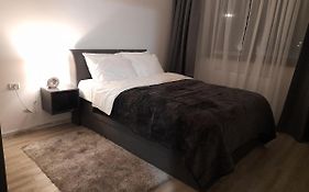Popas Apartment